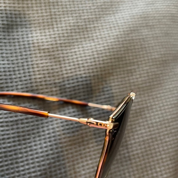 Dior So Real Rise sunglasses. - Picture 8 of 11